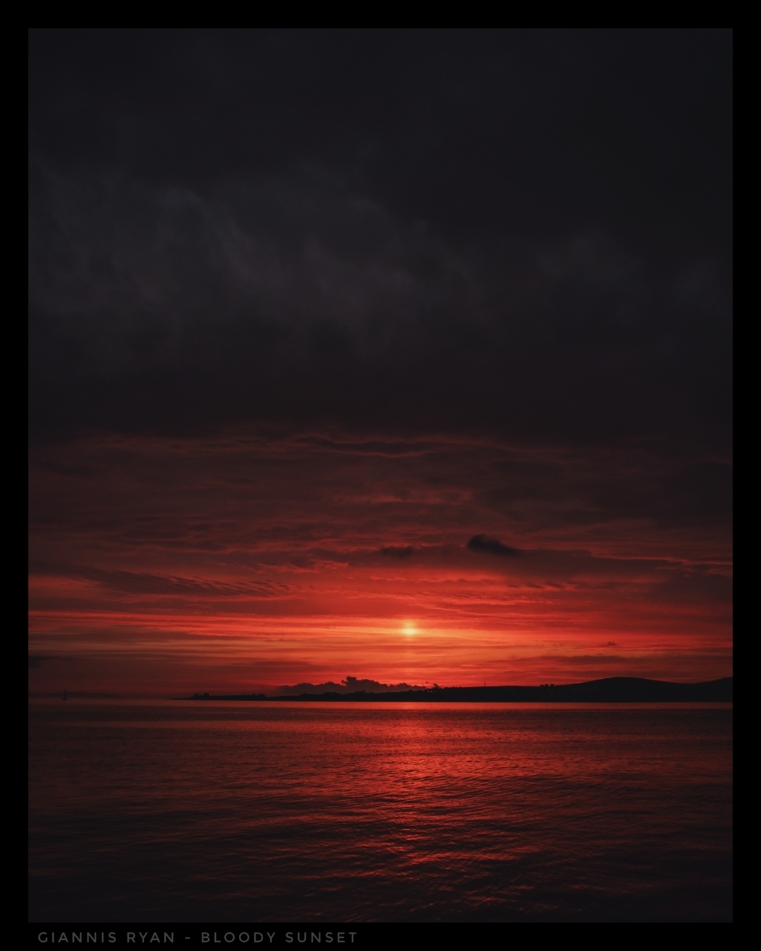 Bloody Sunset-Paros